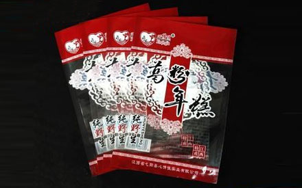 聚酯（PE）材質(zhì)真空包裝袋有哪些特點？